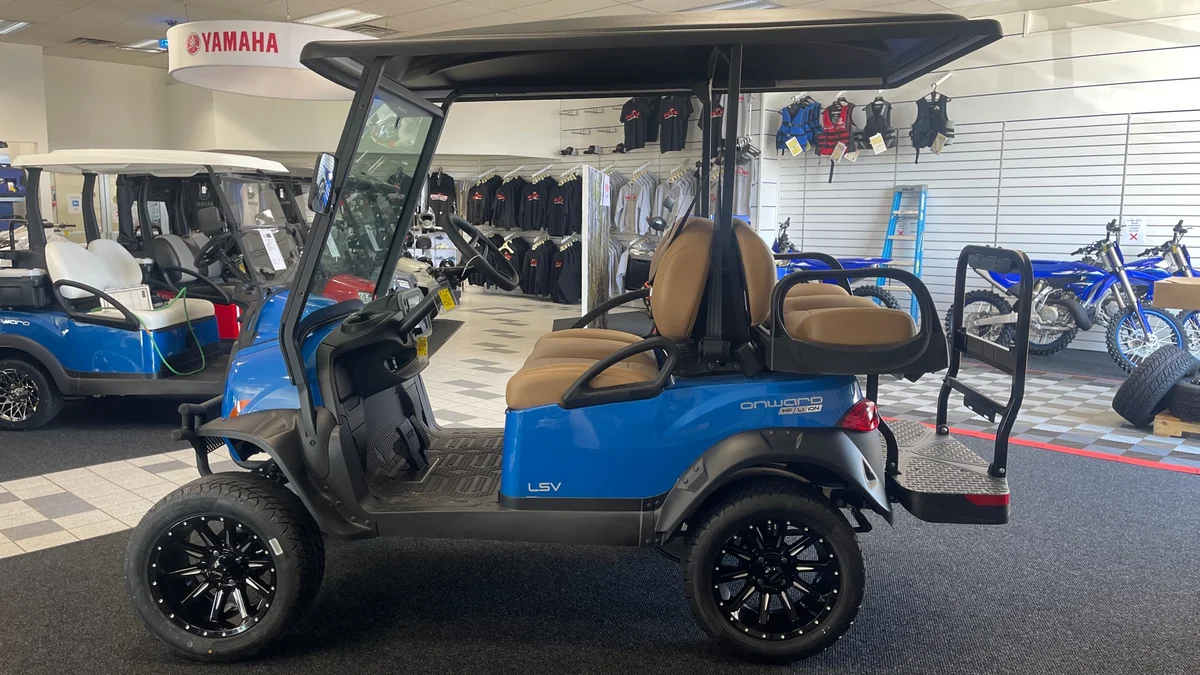 2026 Club Car Onward Lifted thumb 2