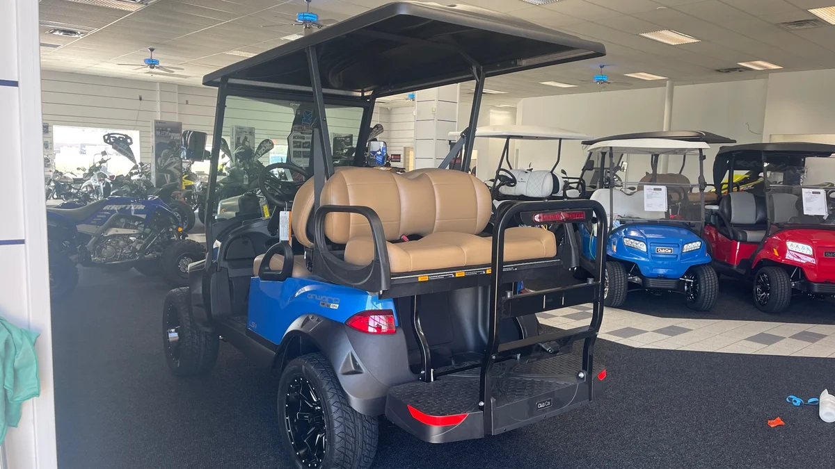 2026 Club Car Onward Lifted thumb 3
