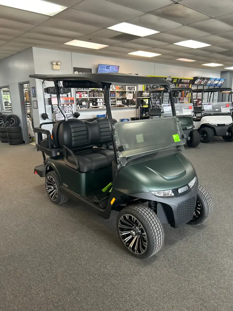 2026 E-Z-GO RXV 4 Touring ST ELiTE Lithium photo 1