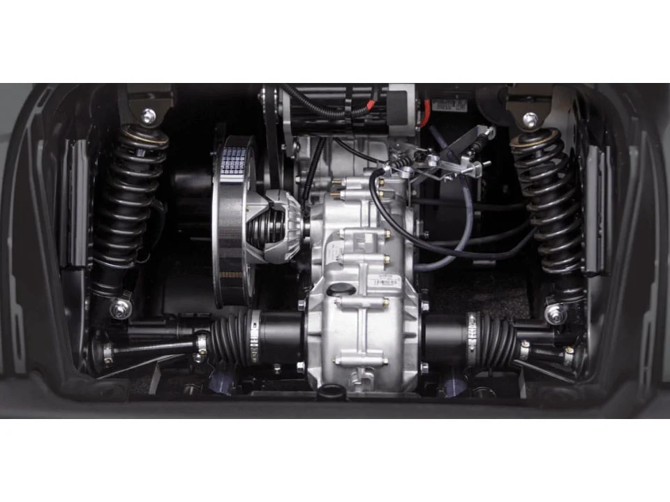 2027 Yamaha Drive2 QuieTech EFI thumb 2