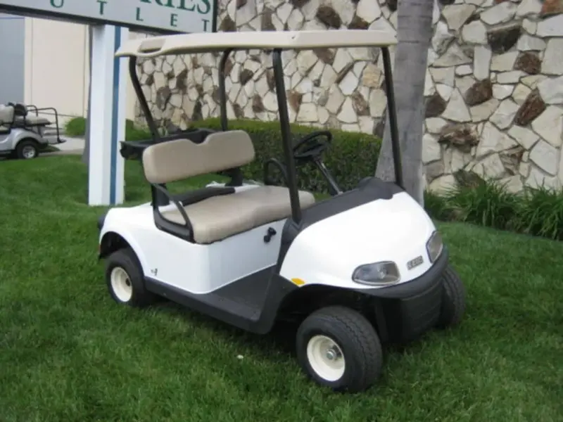 2023 E-Z-GO Freedom thumb 1