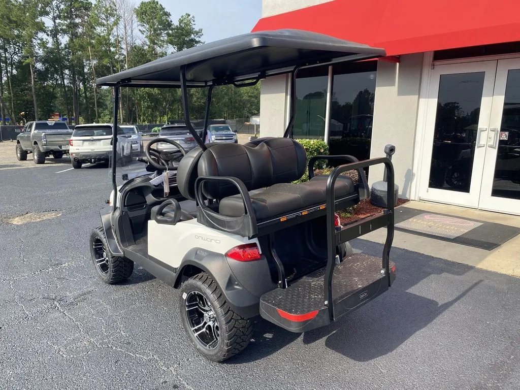 2027 Club Car Onward thumb 4