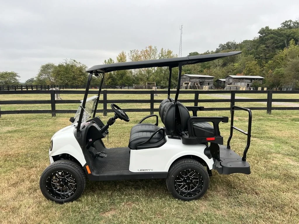 2027 E-Z-GO Liberty thumb 2