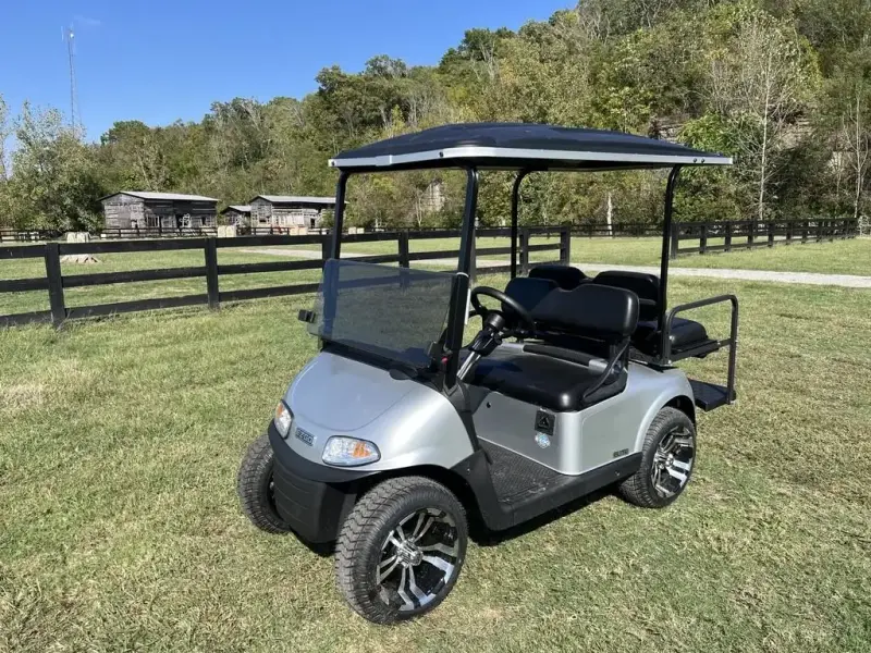 2021 E-Z-GO RXV photo 1