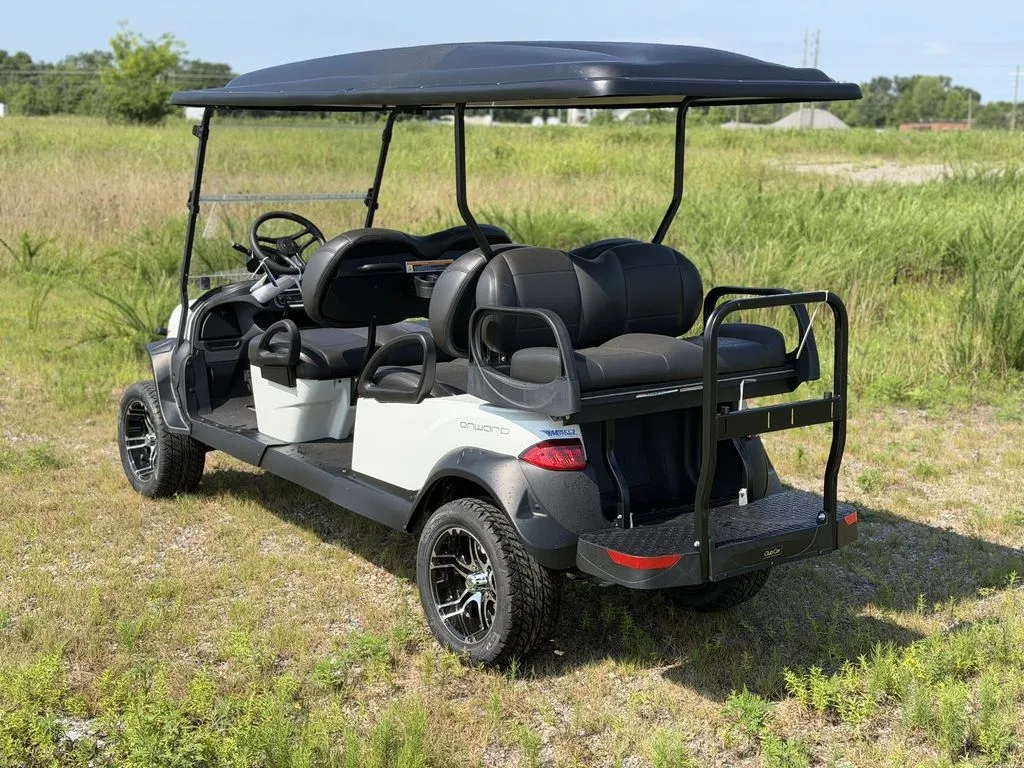 2027 Club Car Onward 6 Passenger thumb 4