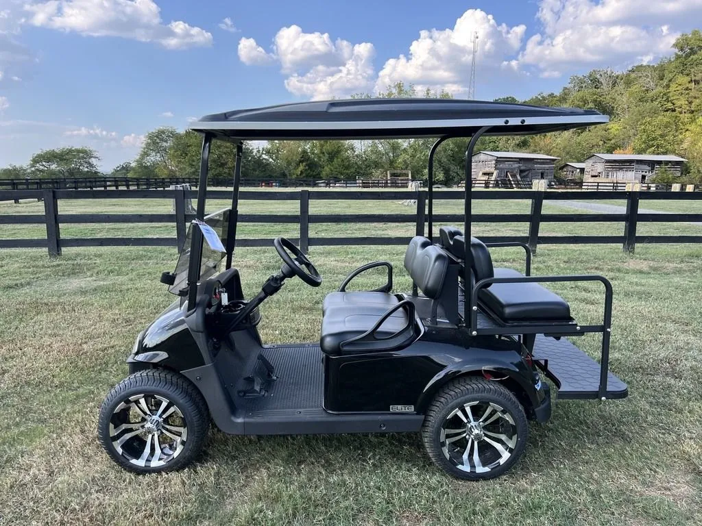 2021 E-Z-GO RXV thumb 2