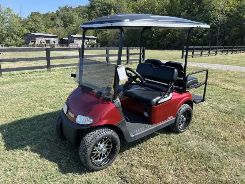 2021 E-Z-GO RXV photo 1