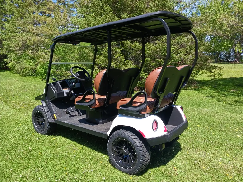 2026 E-Z-GO Liberty ELiTE Lithium thumb 3