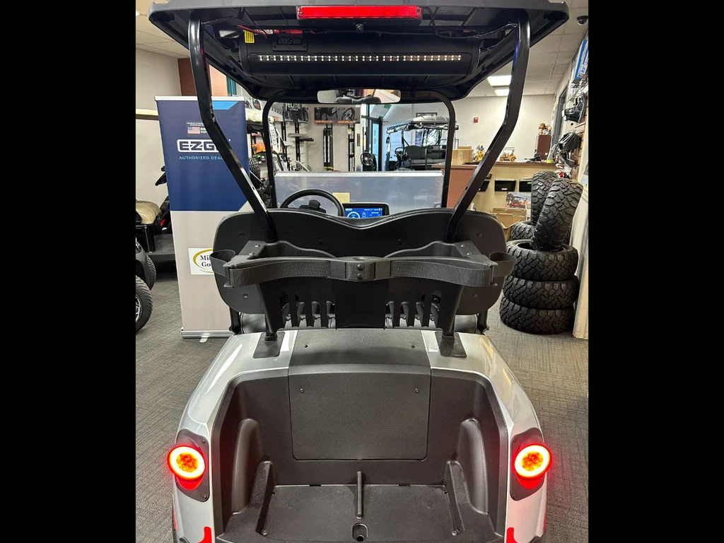 2026 E-Z-GO Freedom ELiTE Lithium thumb 4
