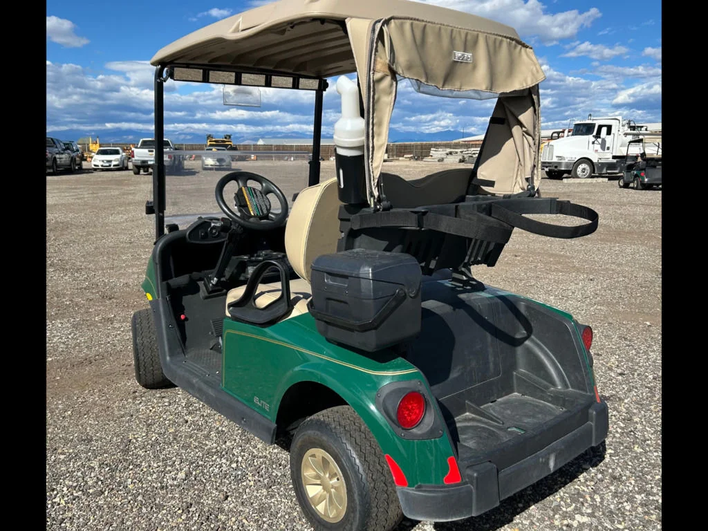 2023 E-Z-GO RXV ELiTE Lithium thumb 3