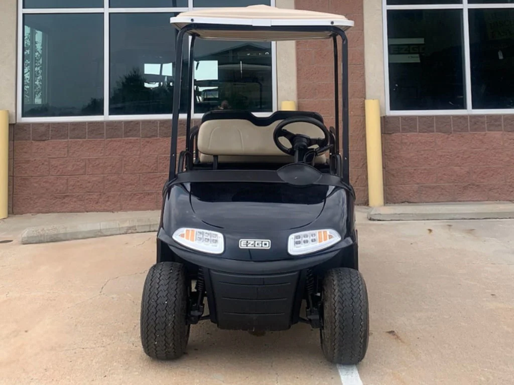 2021 E-Z-GO RXV ELiTE Lithium thumb 2
