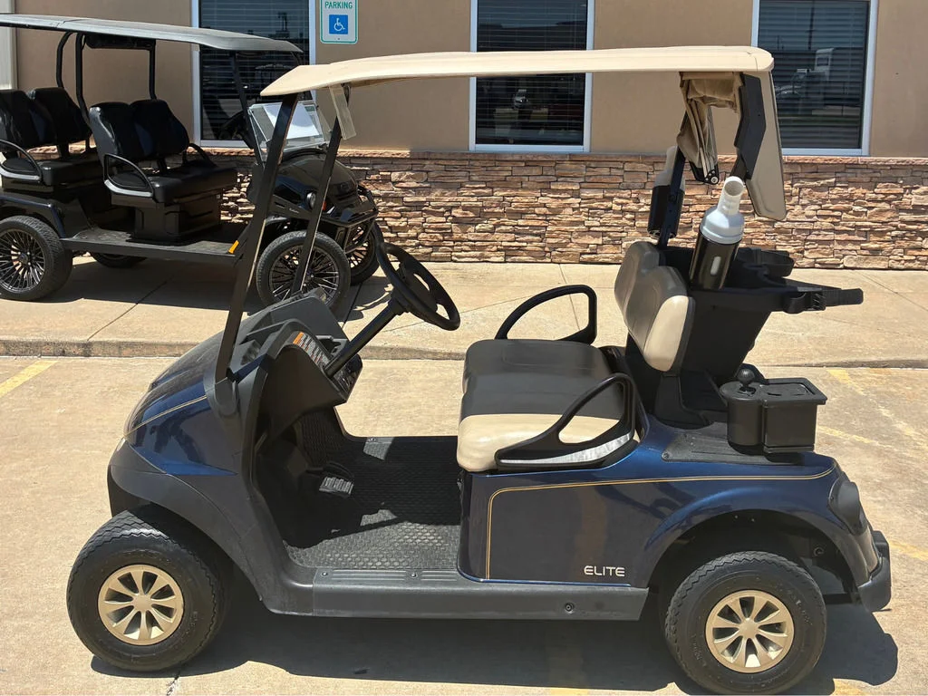 2025 E-Z-GO Freedom thumb 3