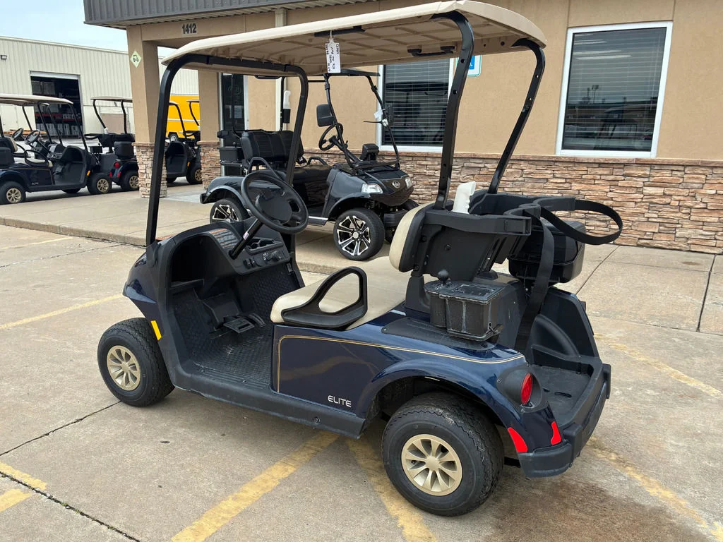 2025 E-Z-GO Freedom thumb 3