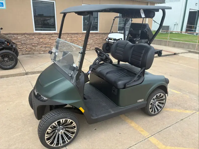 2026 E-Z-GO Freedom ELiTE Lithium thumb 1