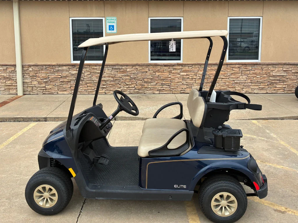 2025 E-Z-GO Freedom thumb 2
