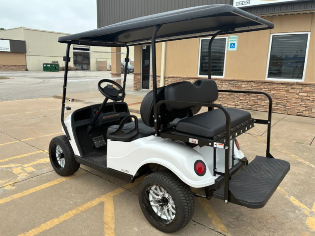 2019 E-Z-GO TXT thumb 3