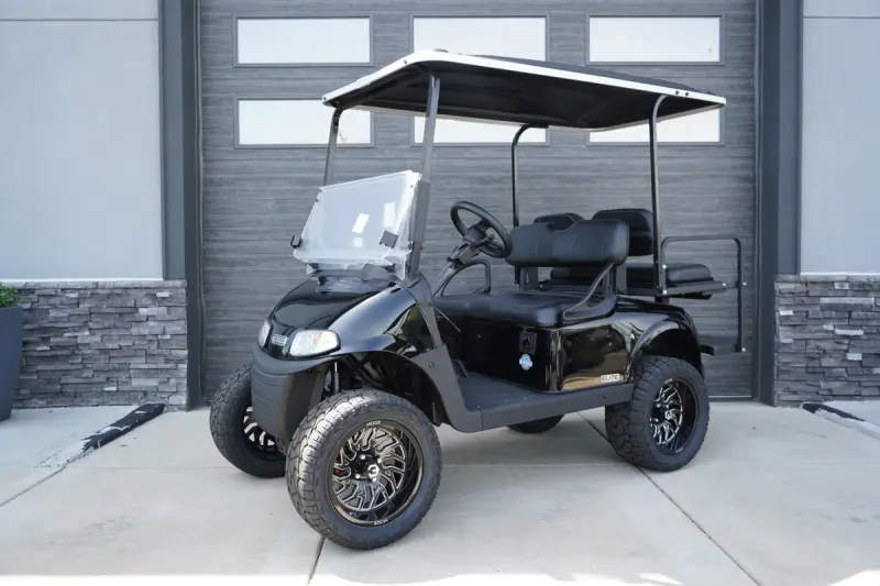 2021 E-Z-GO RXV ELiTE Lithium thumb 1