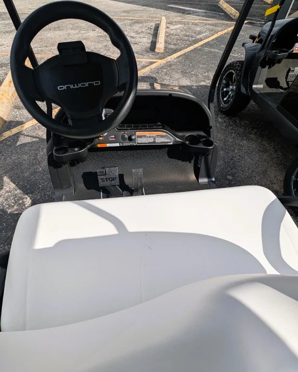 2024 Club Car Onward thumb 4