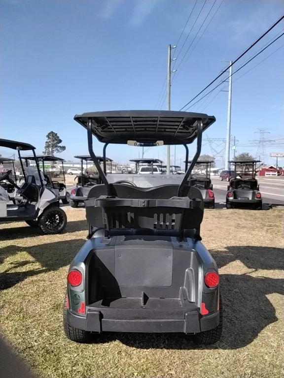2026 E-Z-GO RXV thumb 4