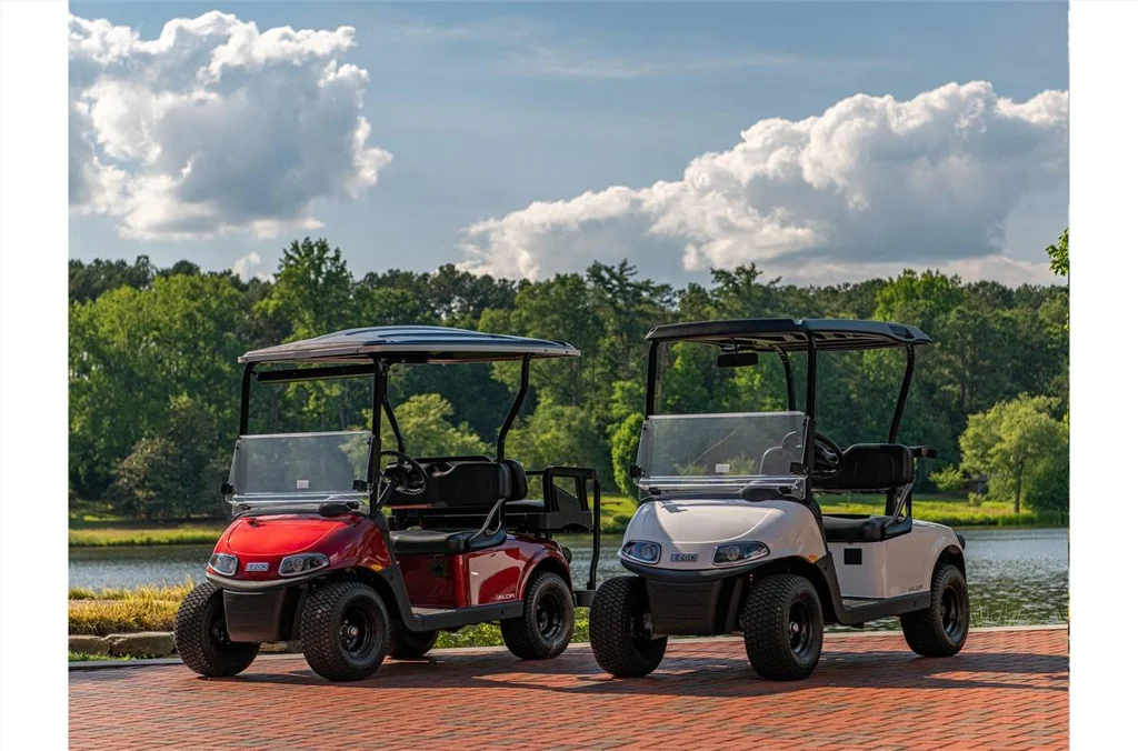 2023 E-Z-GO Valor thumb 3