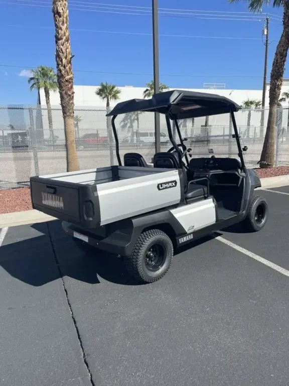 2027 Yamaha UMAX thumb 3