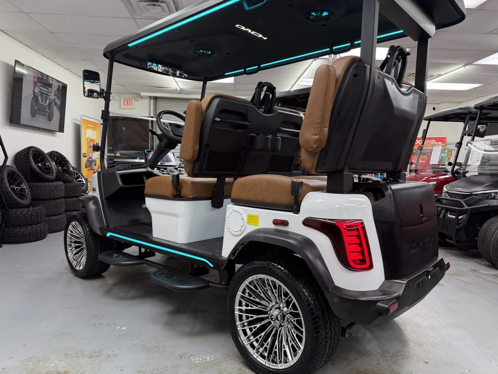 2026 DACH Apollo thumb 3