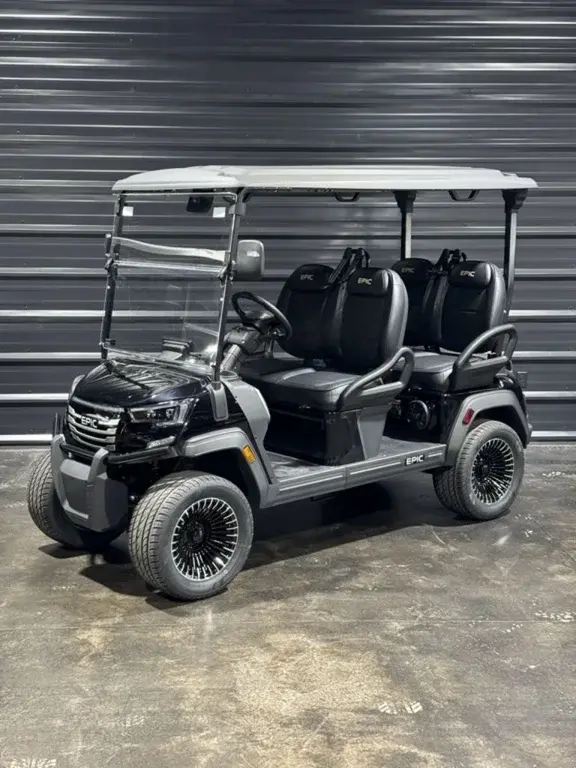 2025 Epic Carts E40FX photo 1