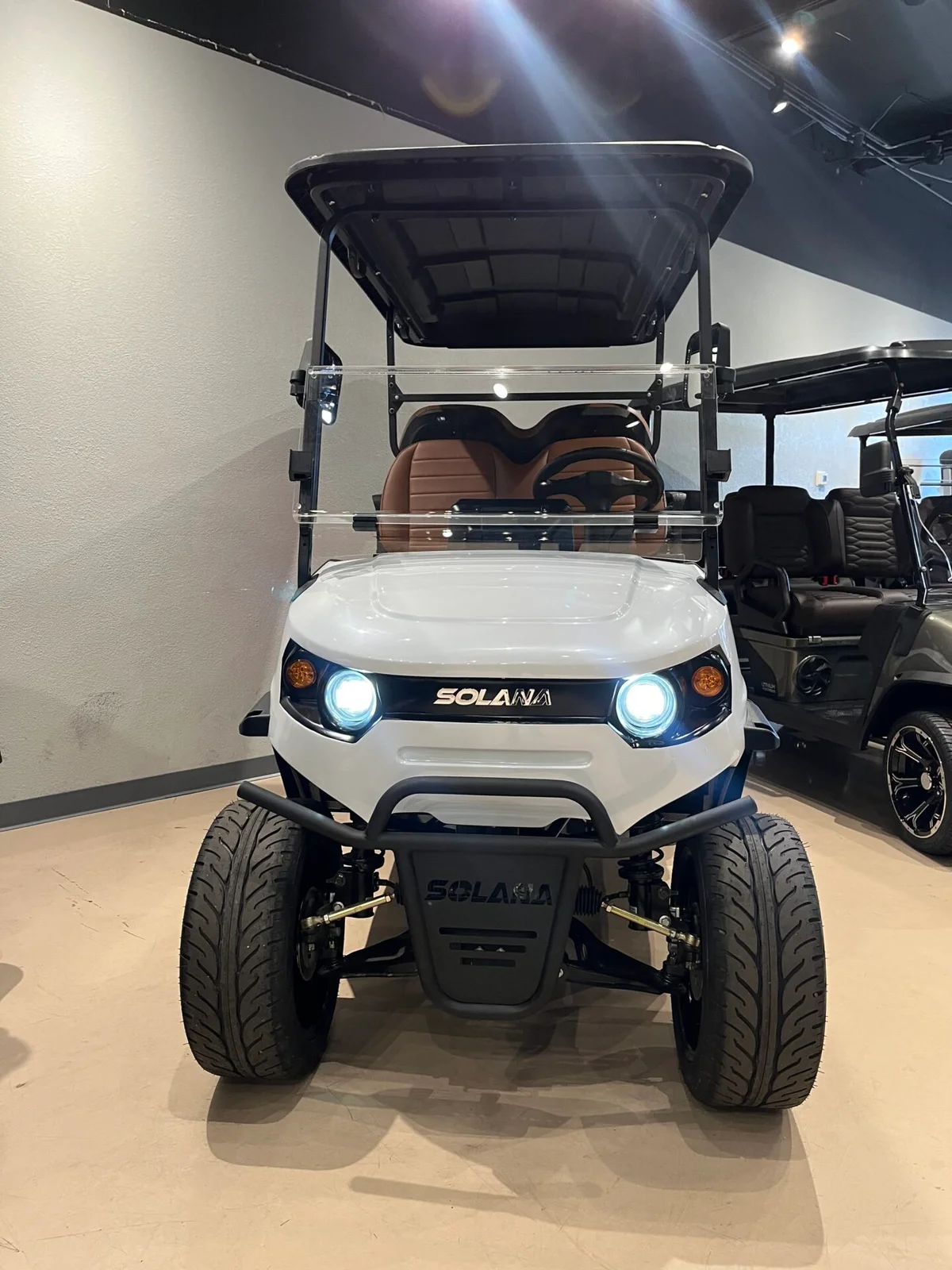 2026 Solana F 4P WITH LITHIUM ION BATTER, TOUCHSCREEN WITH APPLE CARPLAY, AND FLIP DOWN REAR SEAT thumb 2