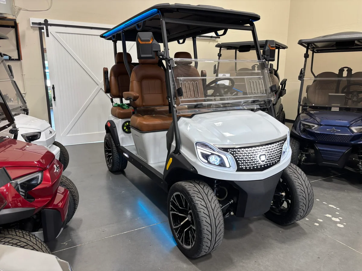 2026 Solana XA 4P 4 Passenger Fully Street Legal thumb 2