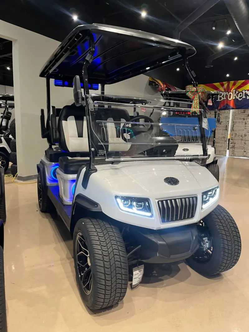 2027 Evolution D5 Ranger 4 PLUS WITH LITHIUM ION BATTERY, APPLE CARPLAY, ELECTRIC MOTOR BRAKE, AND MORE! photo 1