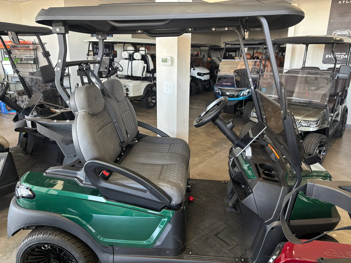 2026 Atlas 2P W105 seater w/ Golf bag Holder thumb 2