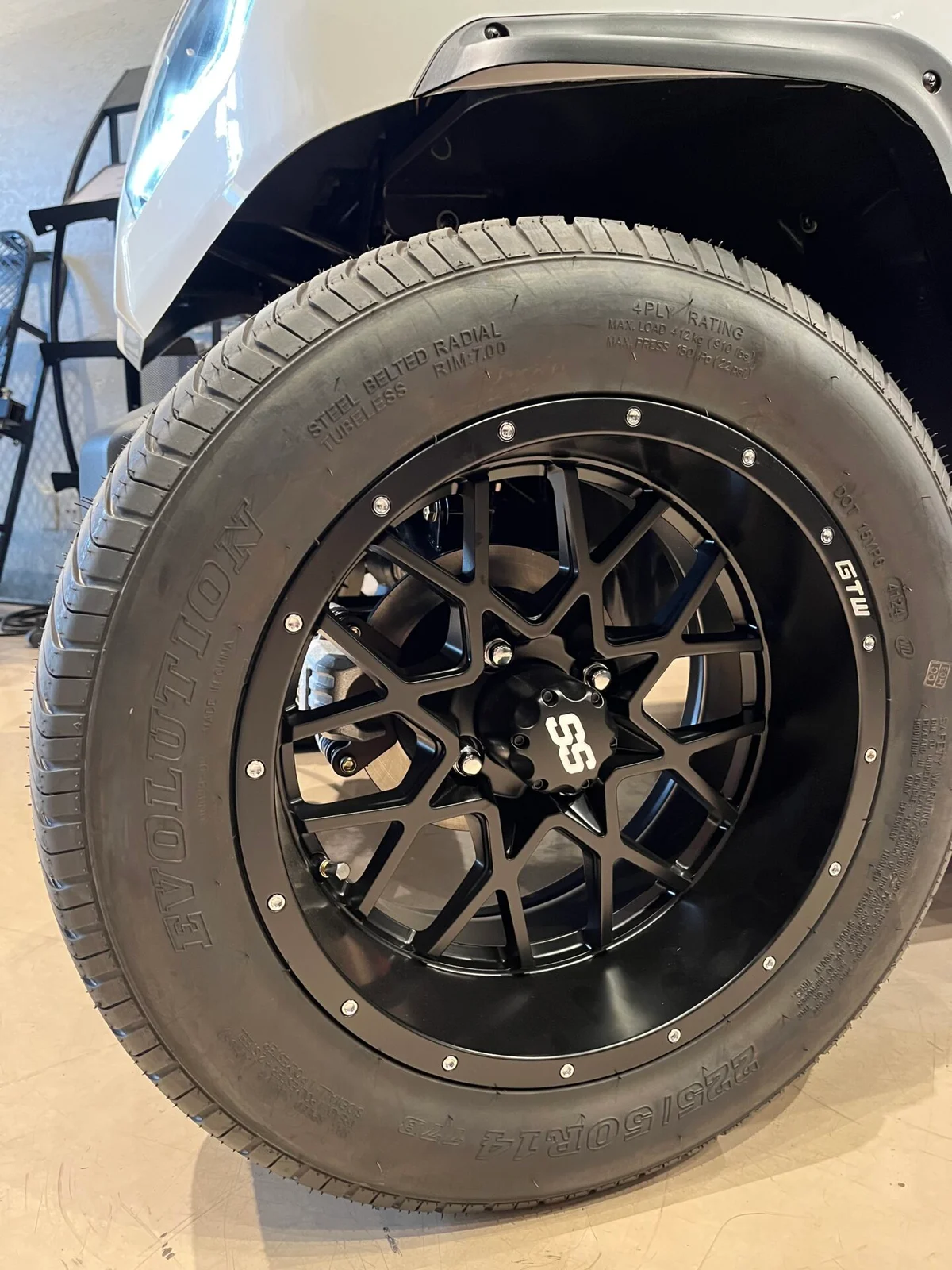 2027 Evolution D5 Ranger 4 PLUS WITH SEATS, WHEELS, LITHIUM ION BATTERY, TOUCHSCREEN, AND MORE! thumb 4