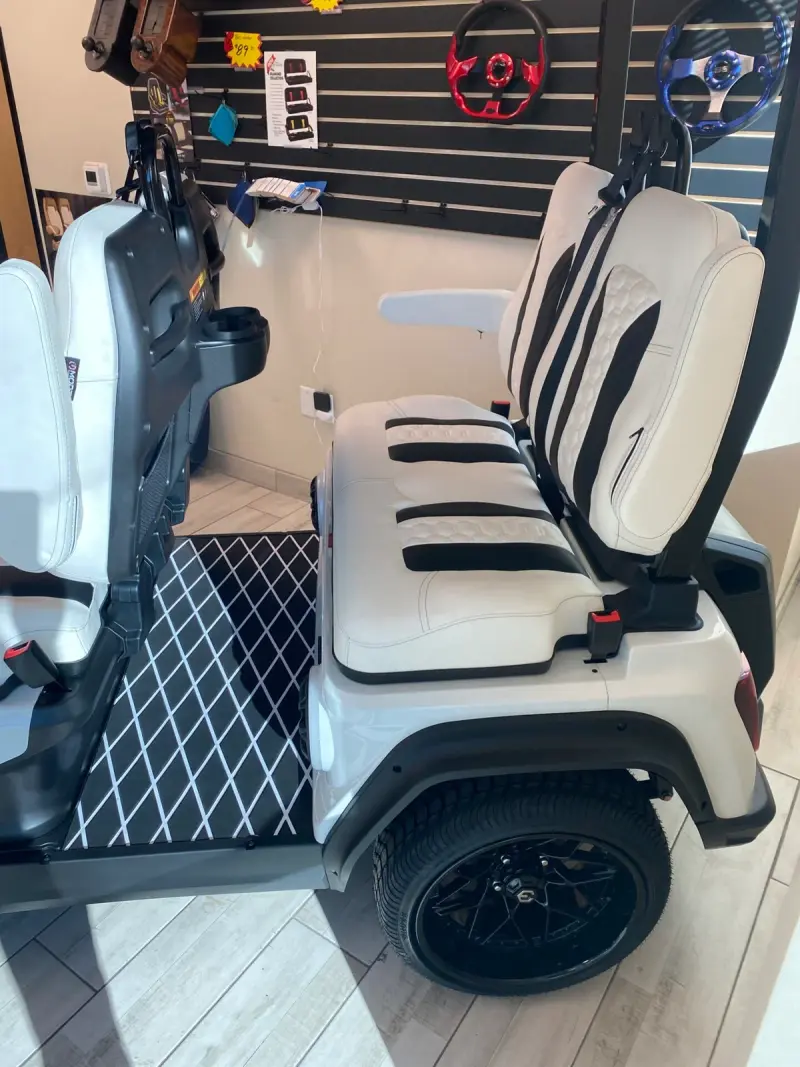 2027 Evolution D5 Ranger thumb 3