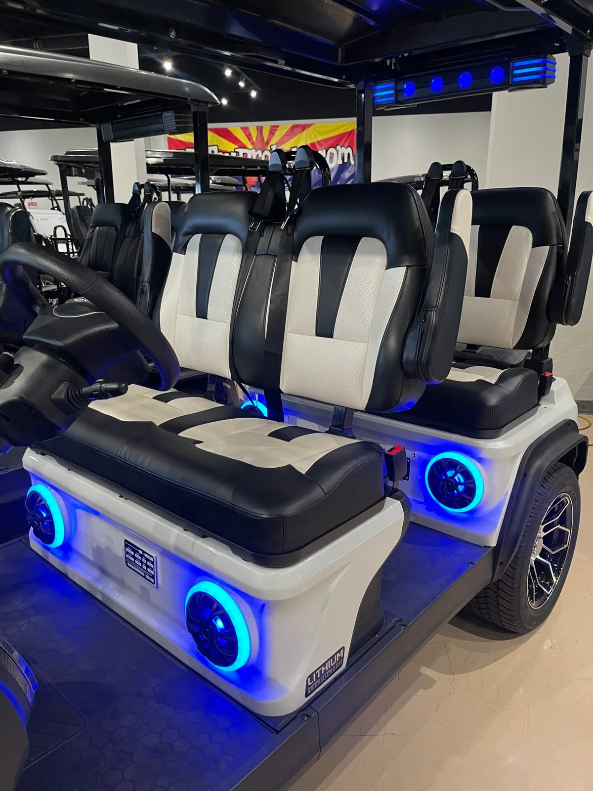 2027 Evolution D5 Ranger 4 PLUS WITH LITHIUM ION BATTERY, APPLE CARPLAY, ELECTRIC MOTOR BRAKE, AND MORE! thumb 4