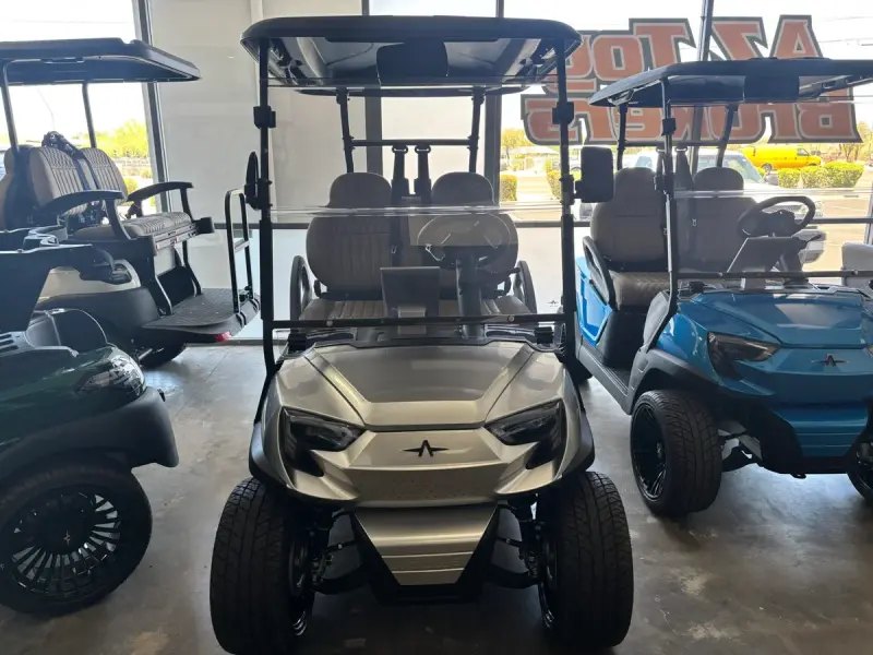 2026 Atlas 2P W105 seater w/ Golf bag Holder photo 1
