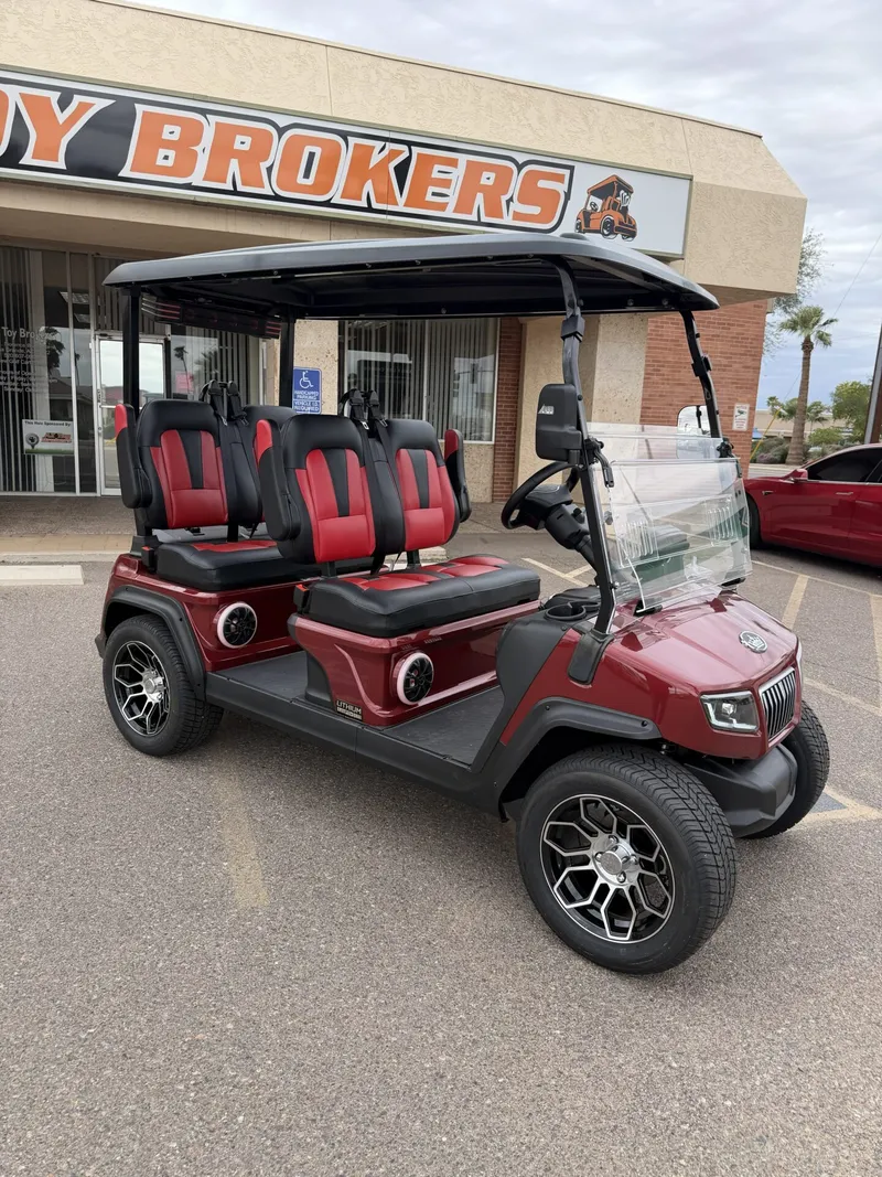 2027 Evolution D5 Ranger 4 Plus - Apple Carplay, Automatic Parking Brake and more! thumb 2