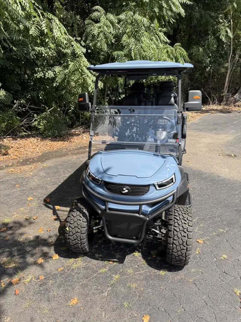 2026 Sivo Edge 6 Lifted thumb 2