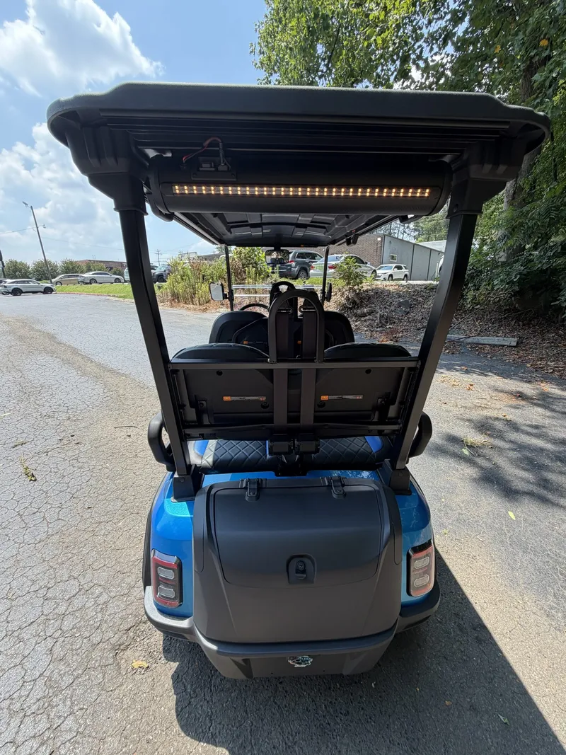 2026 ICON I40FX Bright Blue thumb 4