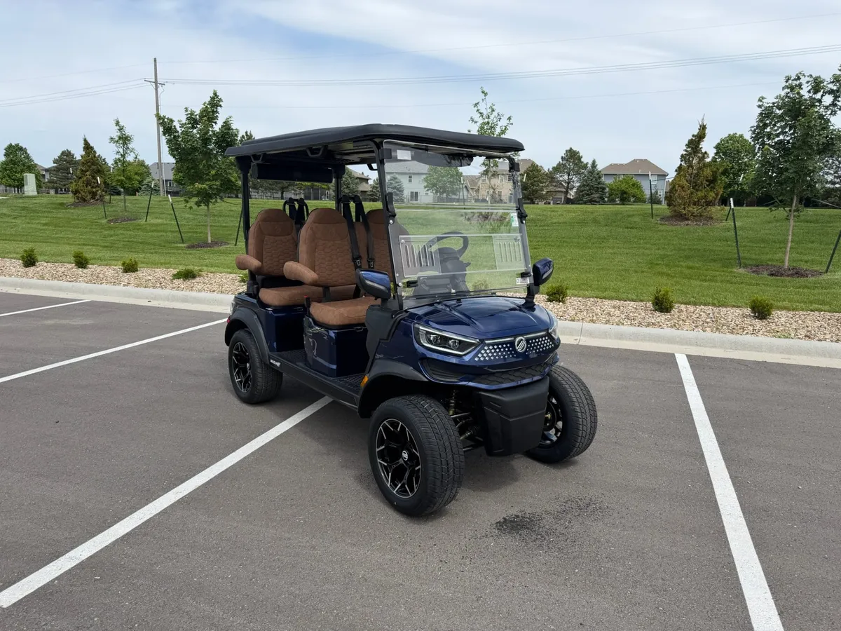 2026 Madjax Ascent - Limited Addition with upgraded seats and audio package photo 1