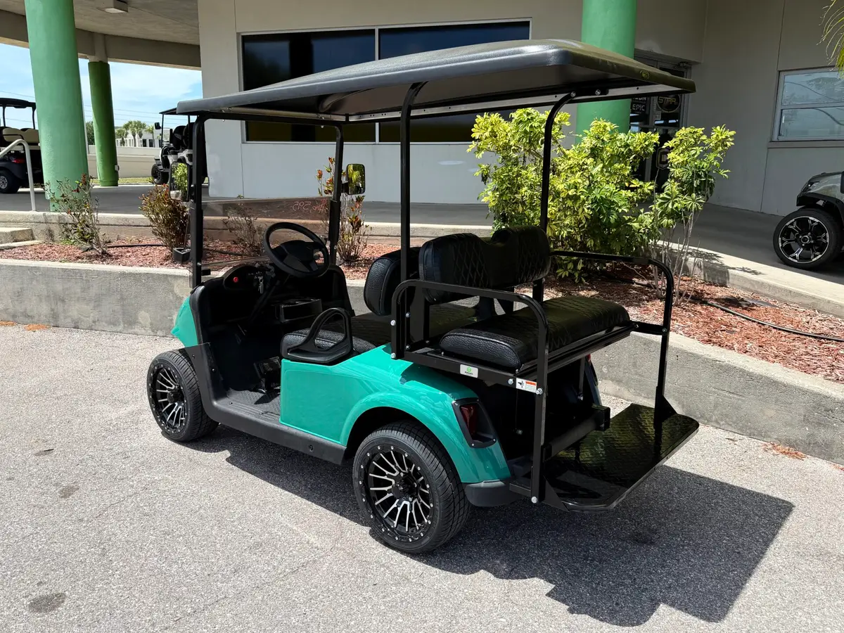 2020 E-Z-GO Freedom ELiTE Lithium thumb 2