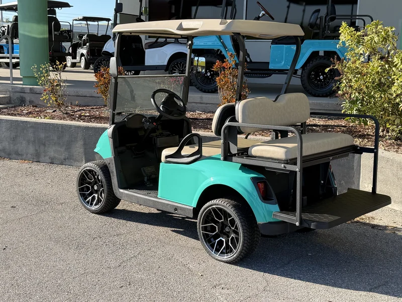 2020 E-Z-GO Freedom ELiTE Lithium thumb 2