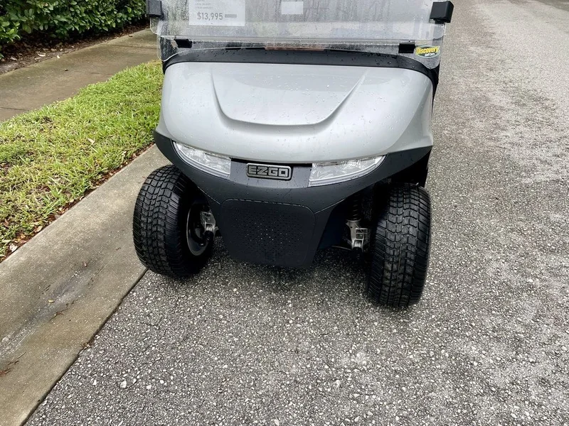 2026 E-Z-GO Freedom ELiTE Lithium thumb 4