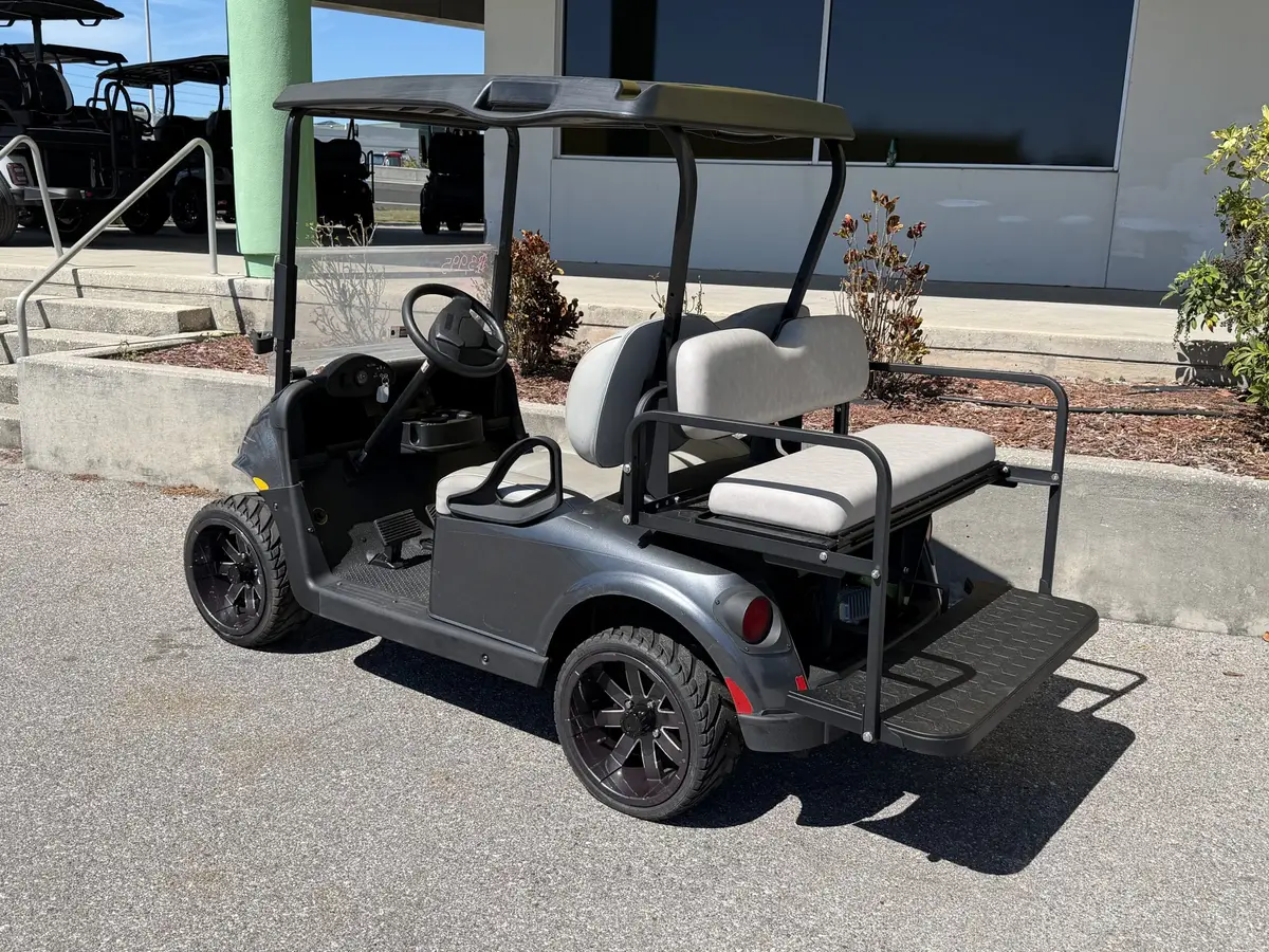 2022 E-Z-GO Freedom ELiTE Lithium thumb 2