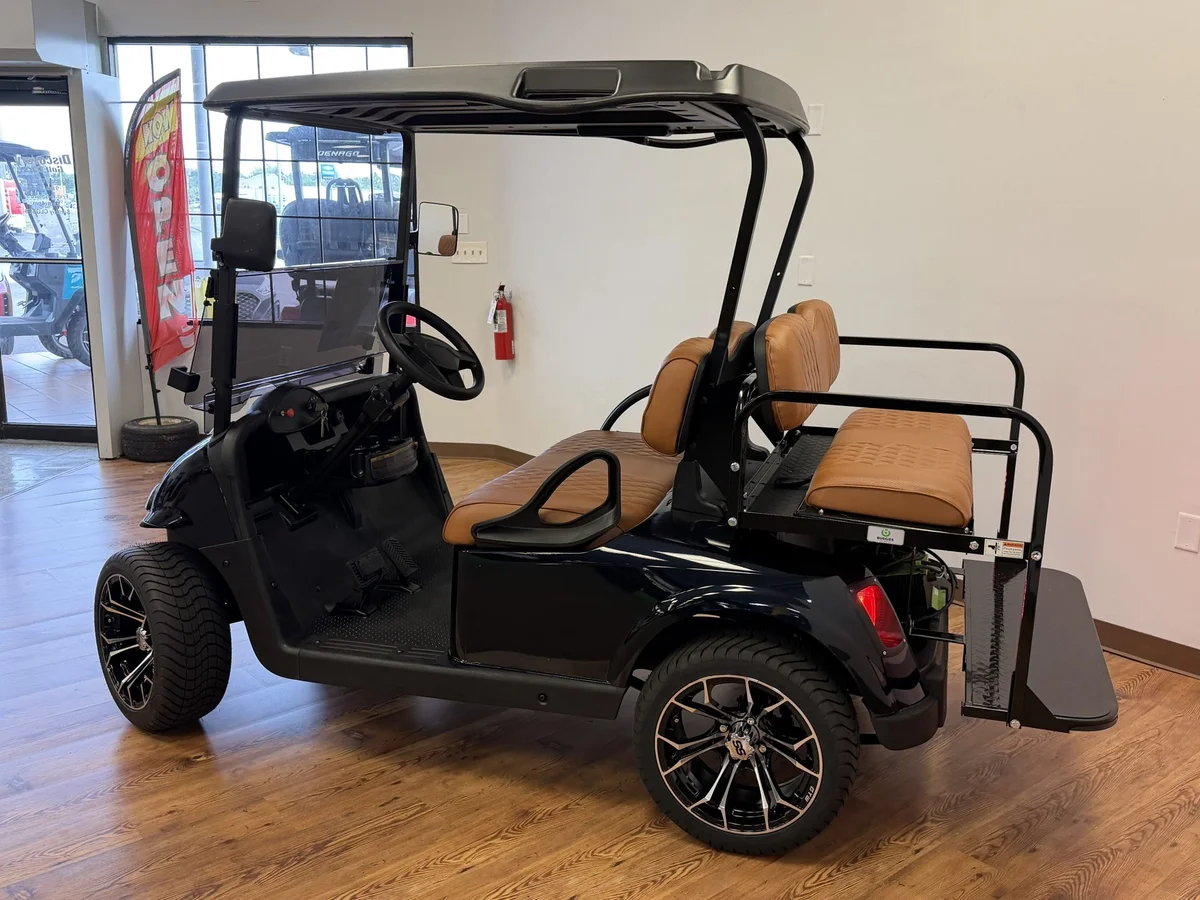 2020 E-Z-GO Freedom ELiTE Lithium thumb 2