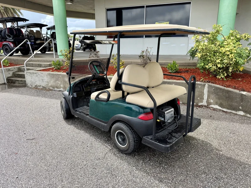 2004 Club Car Precedent Electric thumb 2