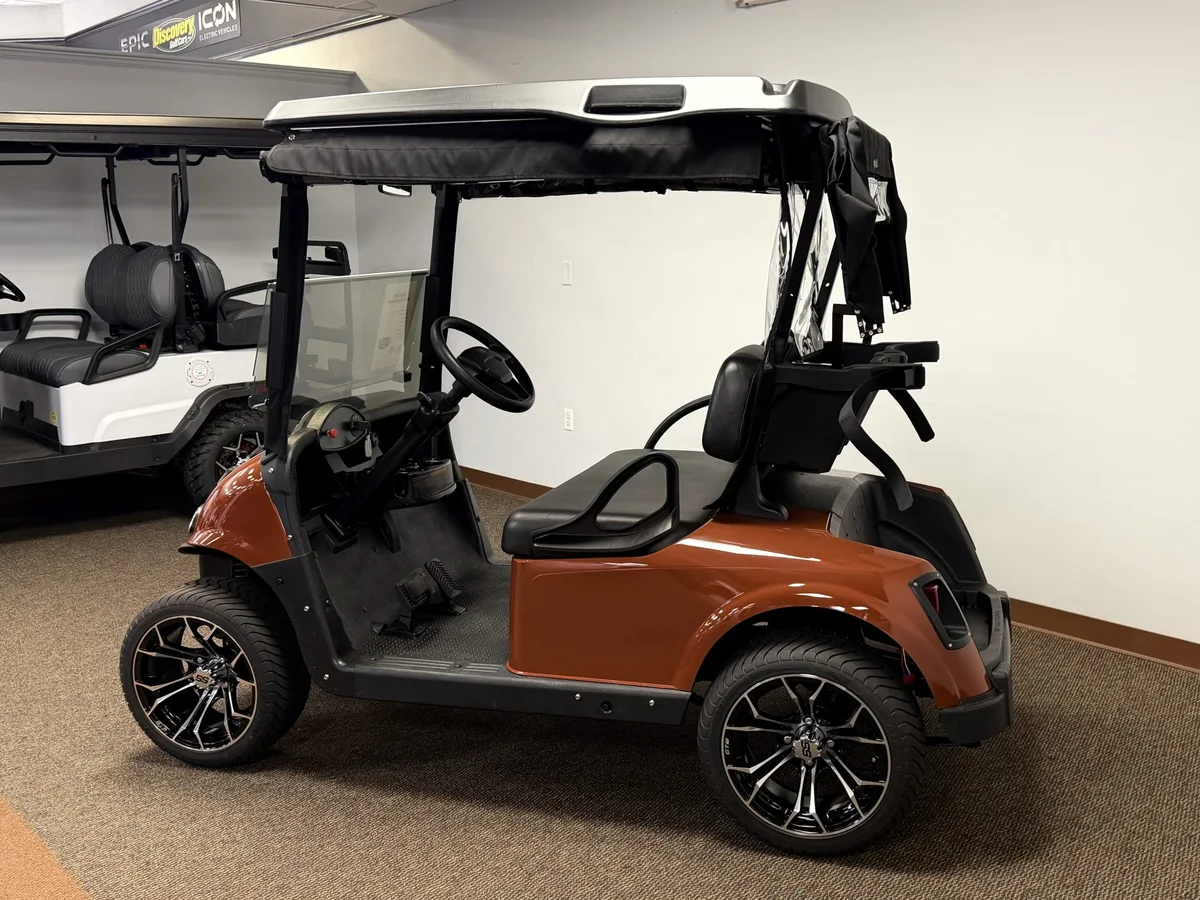 2020 E-Z-GO Freedom ELiTE Lithium thumb 2