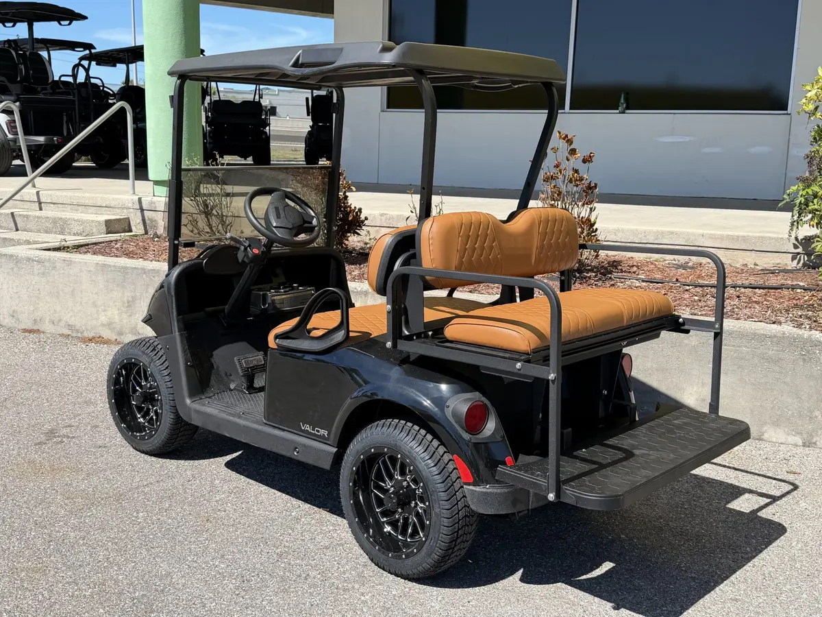 2020 E-Z-GO Freedom ELiTE Lithium thumb 2