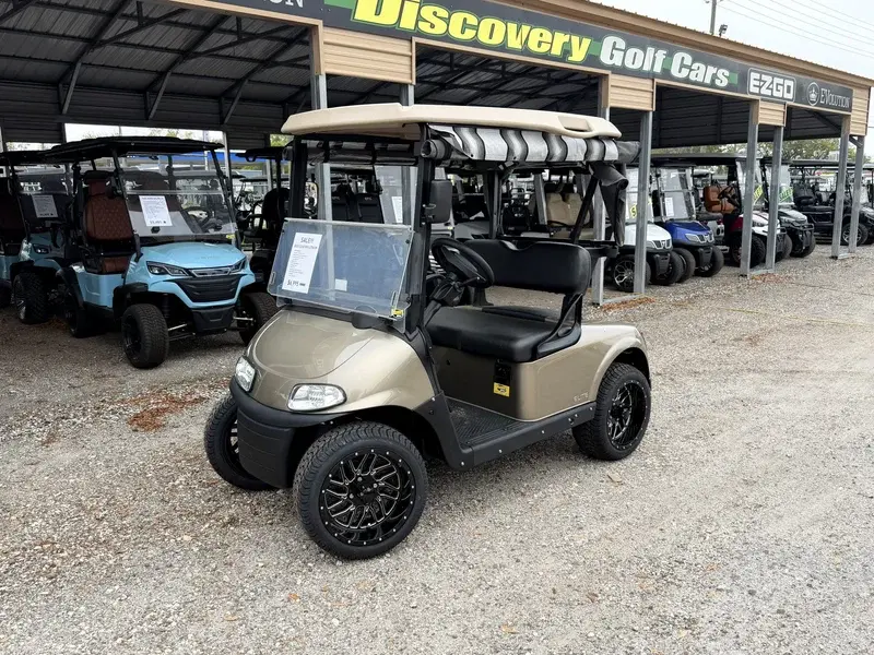 2020 E-Z-GO RXV ELiTE Lithium thumb 1