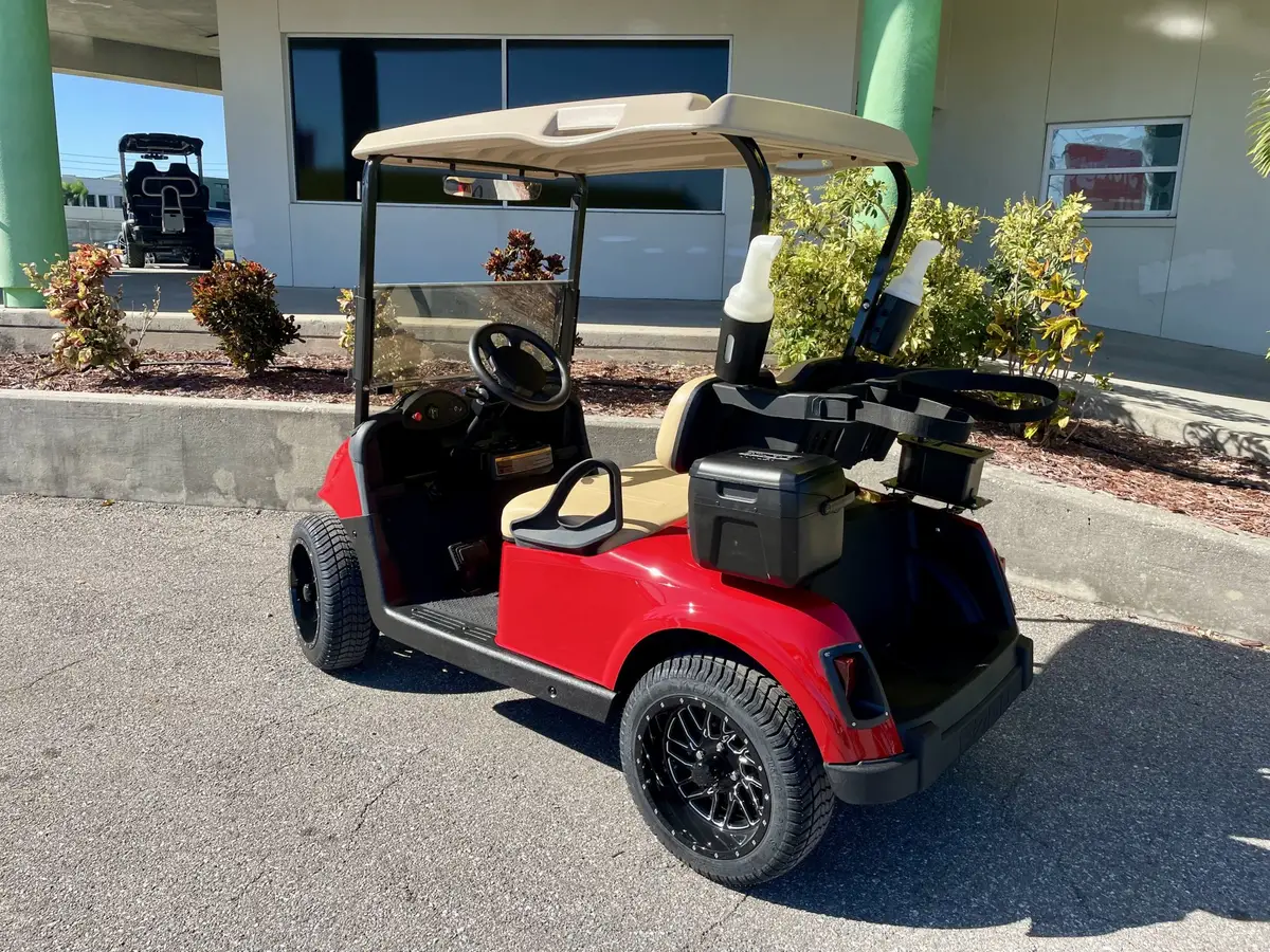 2019 E-Z-GO RXV ELiTE Lithium thumb 2