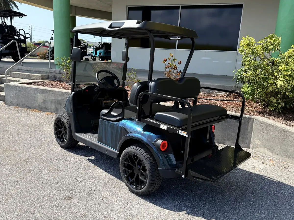 2020 E-Z-GO Freedom ELiTE Lithium thumb 2